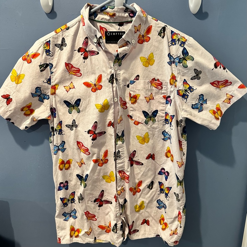 Butterfly Button Up